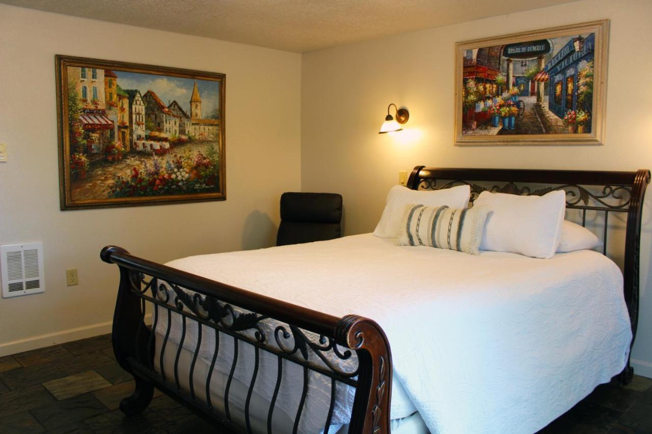 Silverton Inn & Suites Esterno foto
