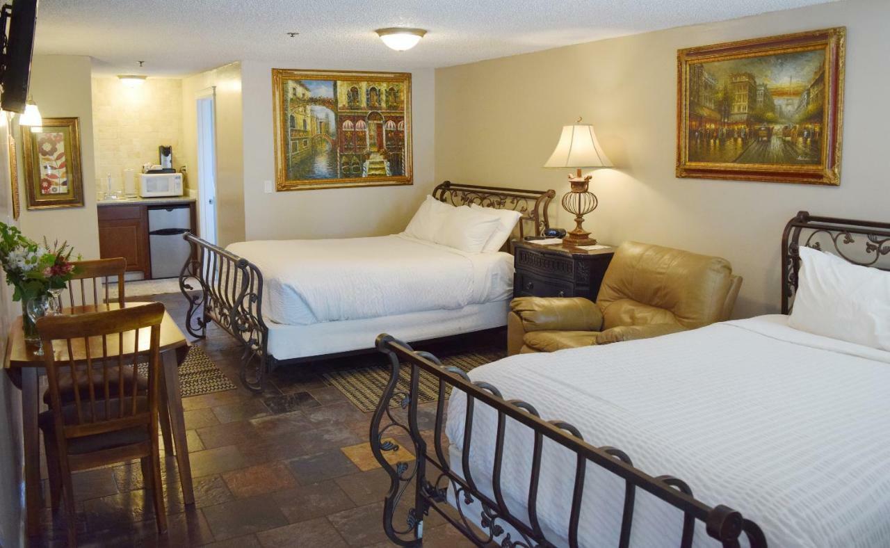Silverton Inn & Suites Esterno foto